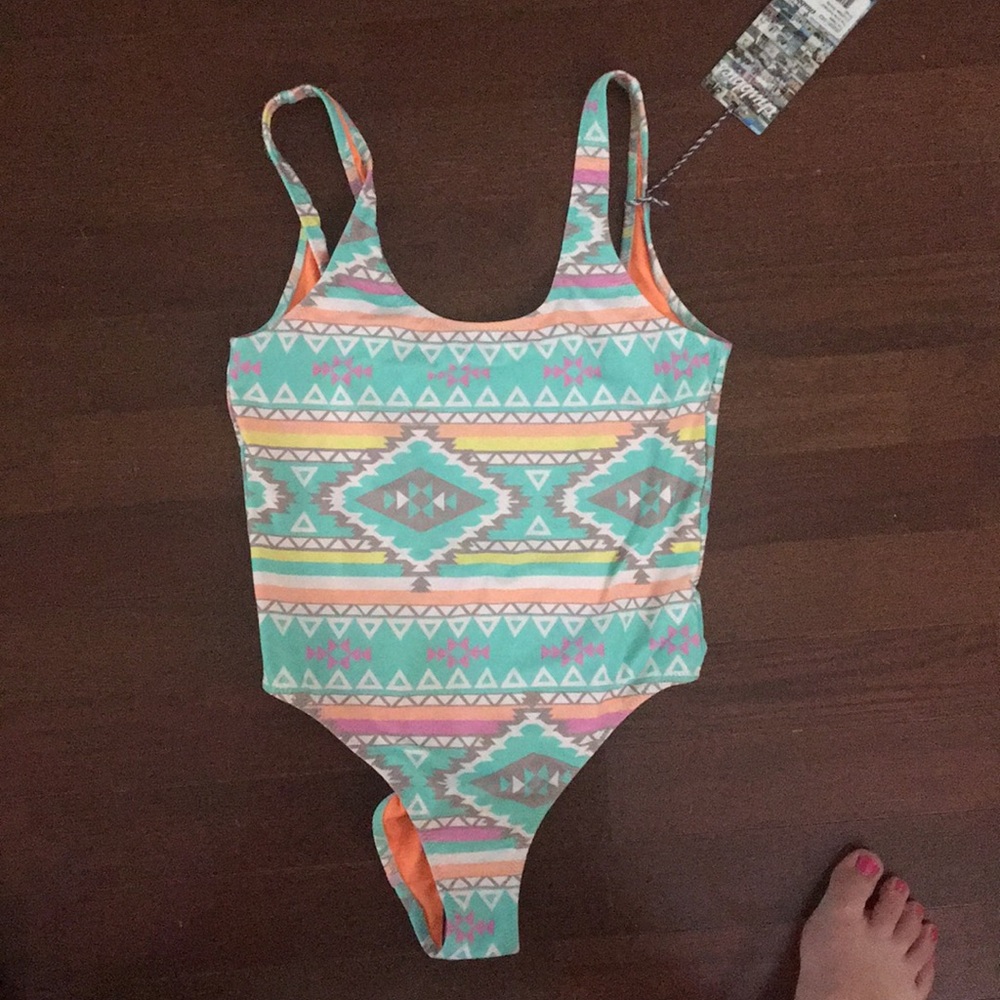Chubbies woman’s swim